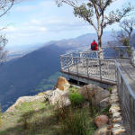 mountain lookout bushwalk